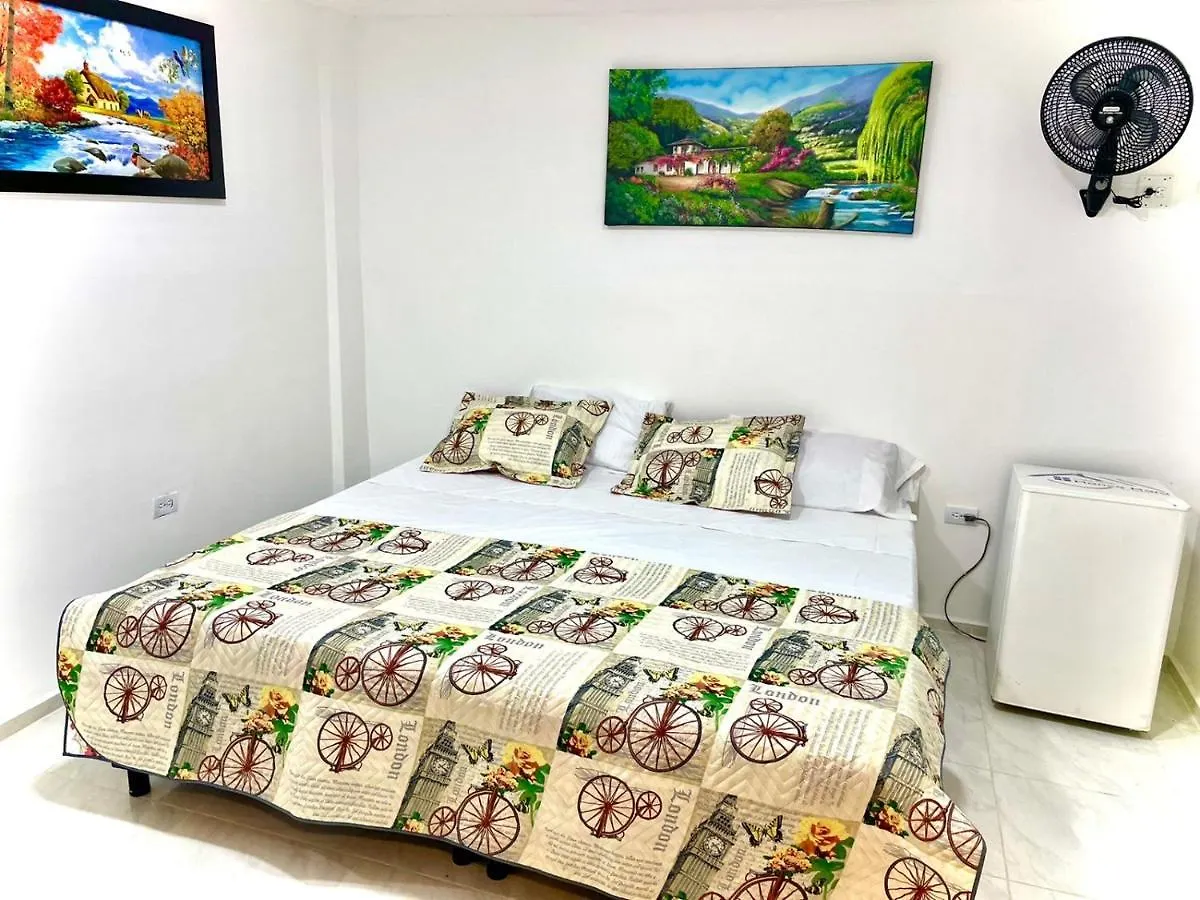 Hotel Eterna Primavera Medellín 2*,