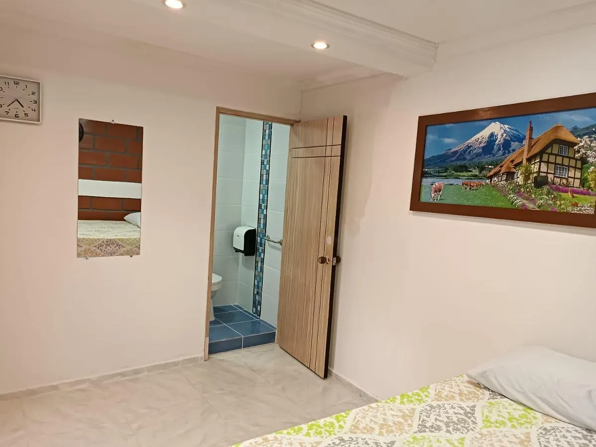 Hotel Eterna Primavera Medellín 2*,